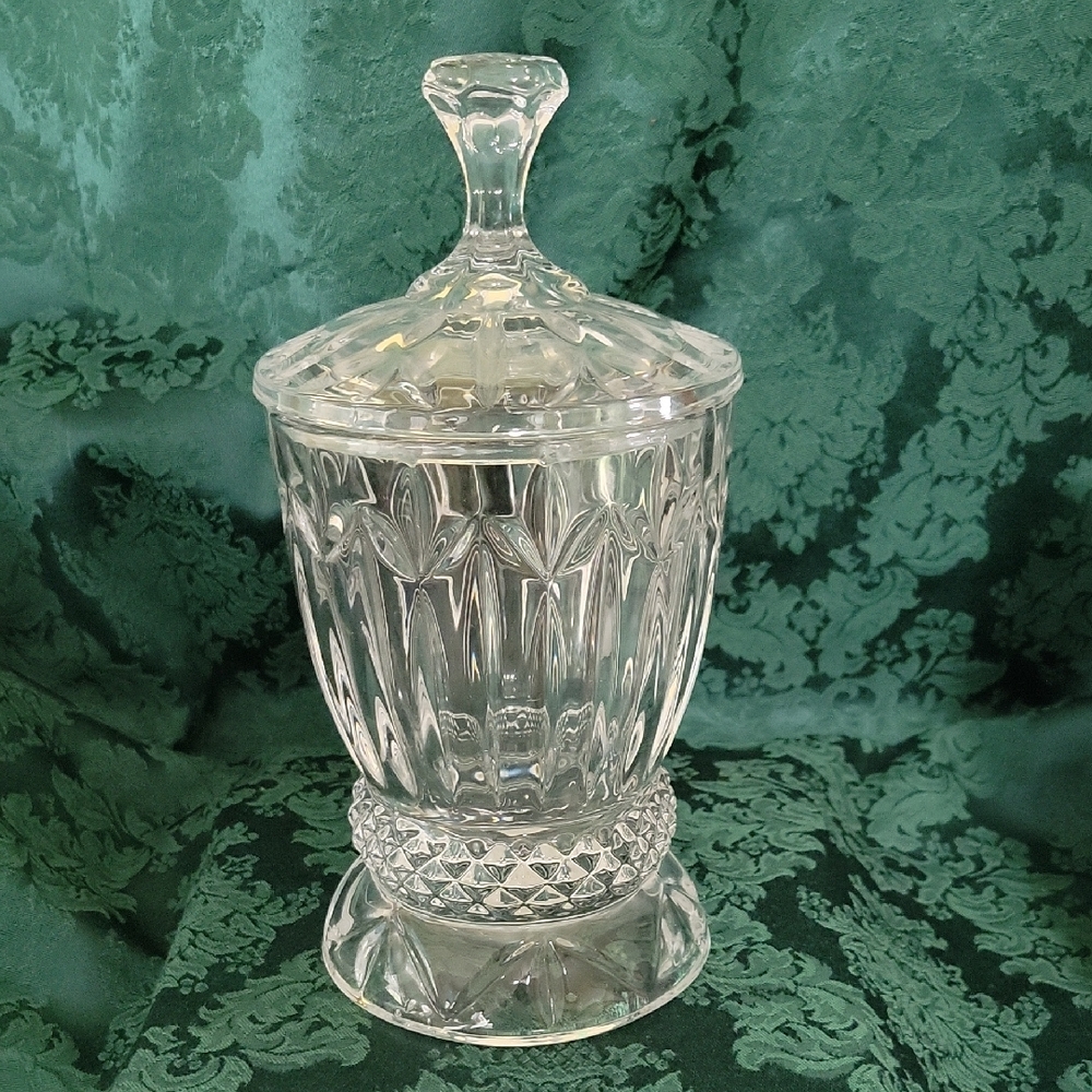 Godinger Clear Crystal Cut Glass Lidded Jar. NIB